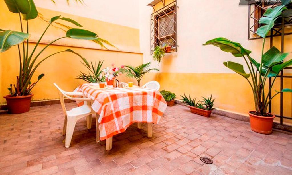 Casa Cagliostro Palermo Daire Oda fotoğraf