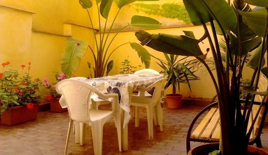 Casa Cagliostro Palermo Daire Oda fotoğraf